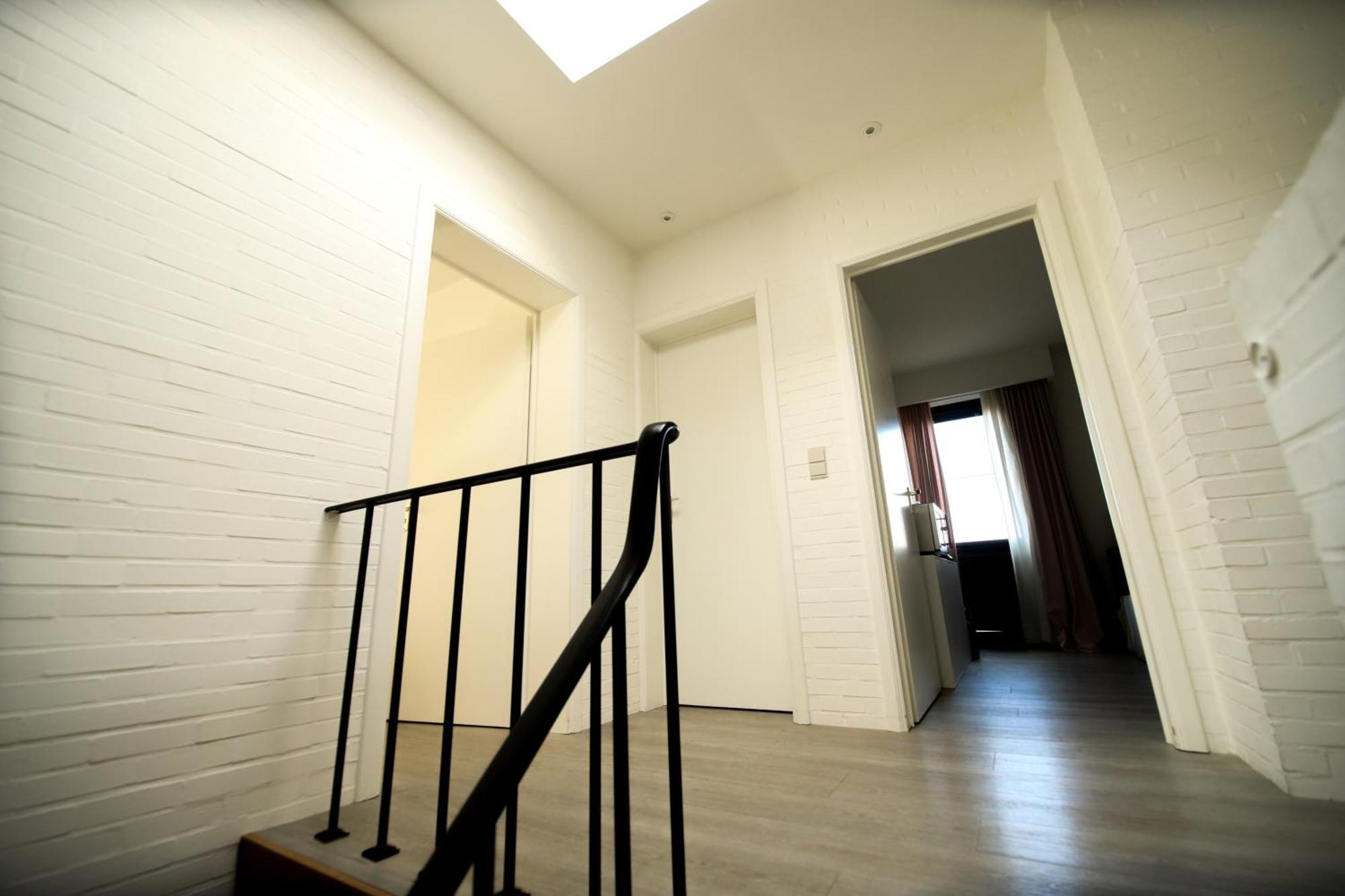 Homestay Prive Kamer: Cozy Retreat Near With Shared Amenities Antwerp